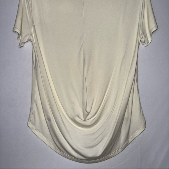 Lululemon Cream Short Sleeve High Low Women's Flowy Top - Picture 6 of 7